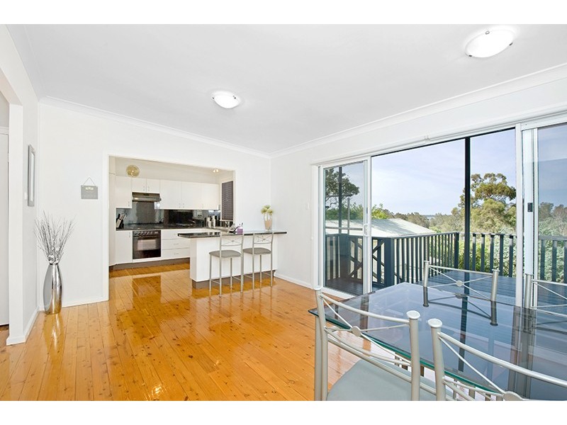 37 Donegal Rd, Berkeley Vale NSW 2261