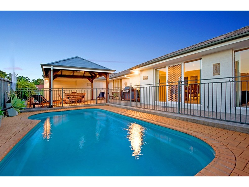 9 Neale St, Long Jetty NSW 2261