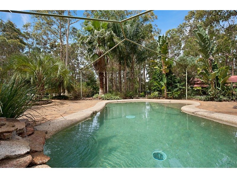 3 Holloway Dr, Jilliby NSW 2259