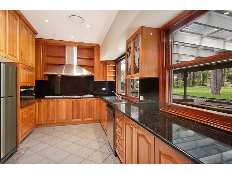 3 Holloway Dr, Jilliby NSW 2259