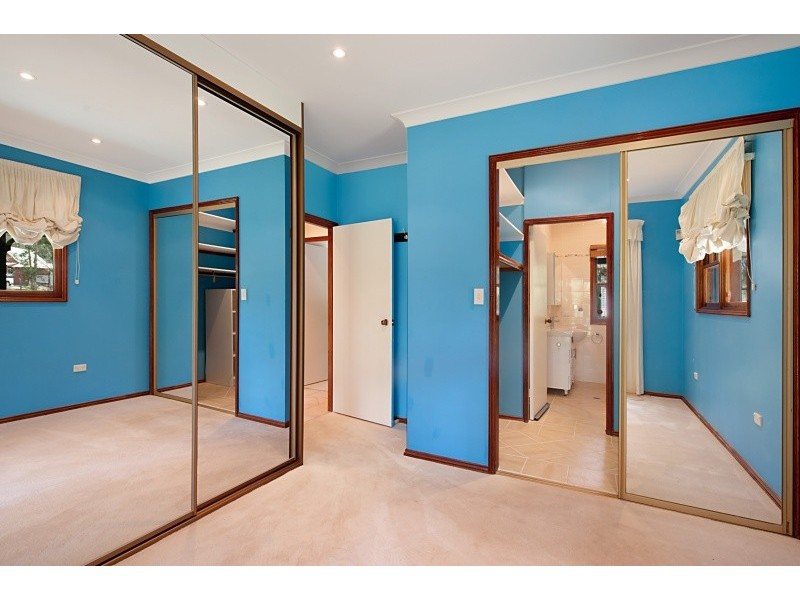 3 Holloway Dr, Jilliby NSW 2259