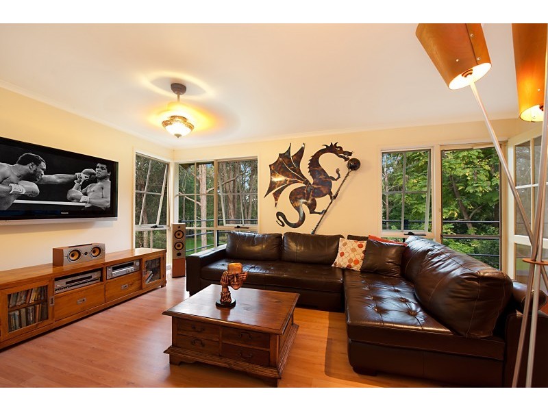 43 Treelands Drive, Jilliby NSW 2259