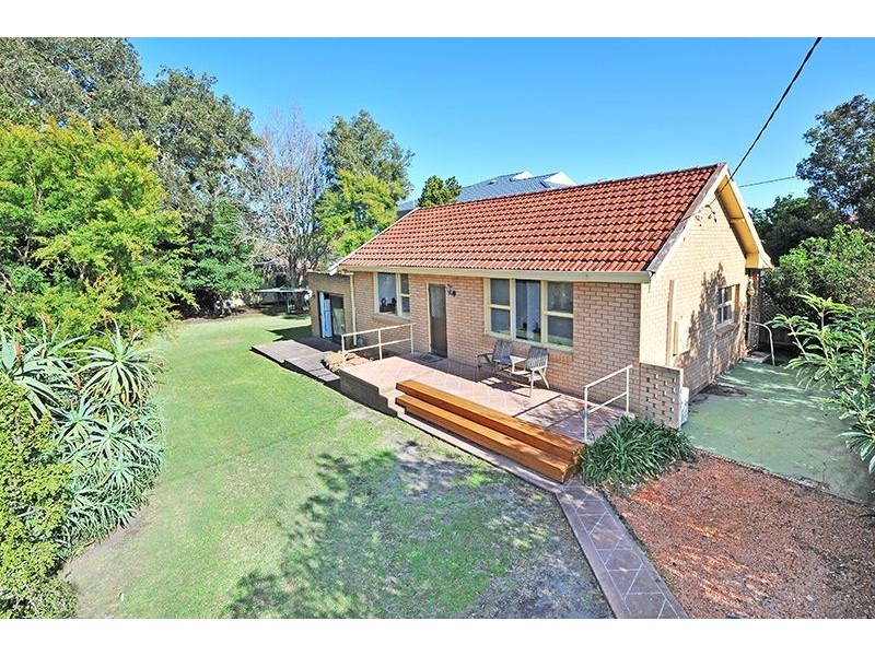 9a Binburra Avenue, Toowoon Bay NSW 2261