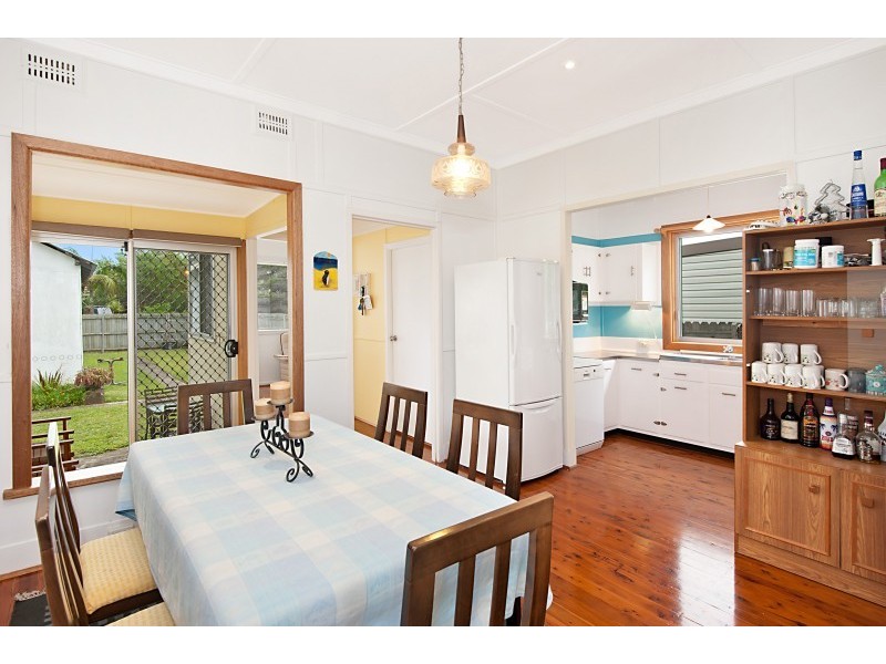 12 Manly Pde, The Entrance North NSW 2261