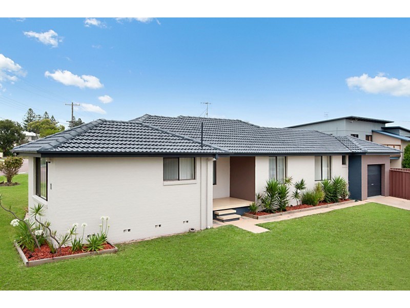 1 Grandview St, Shelly Beach NSW 2261