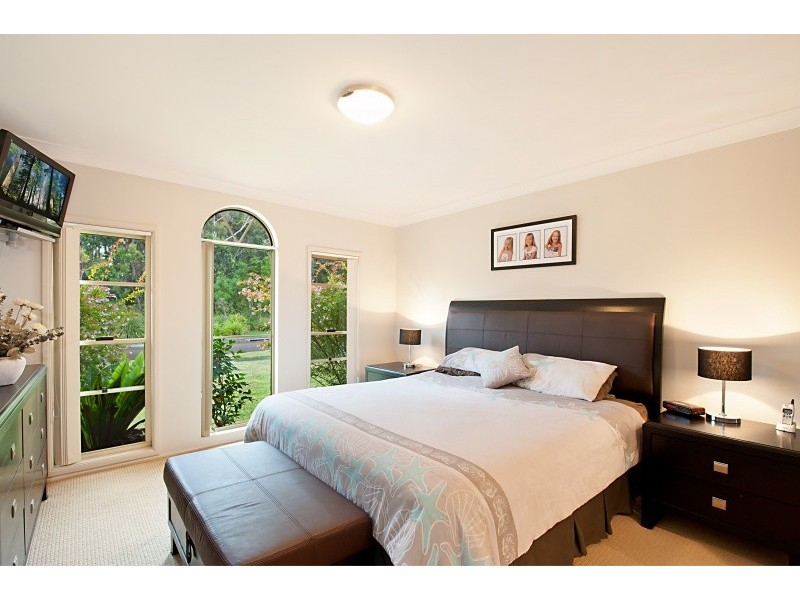 18 Blue Crane Cl, Tumbi Umbi NSW 2261