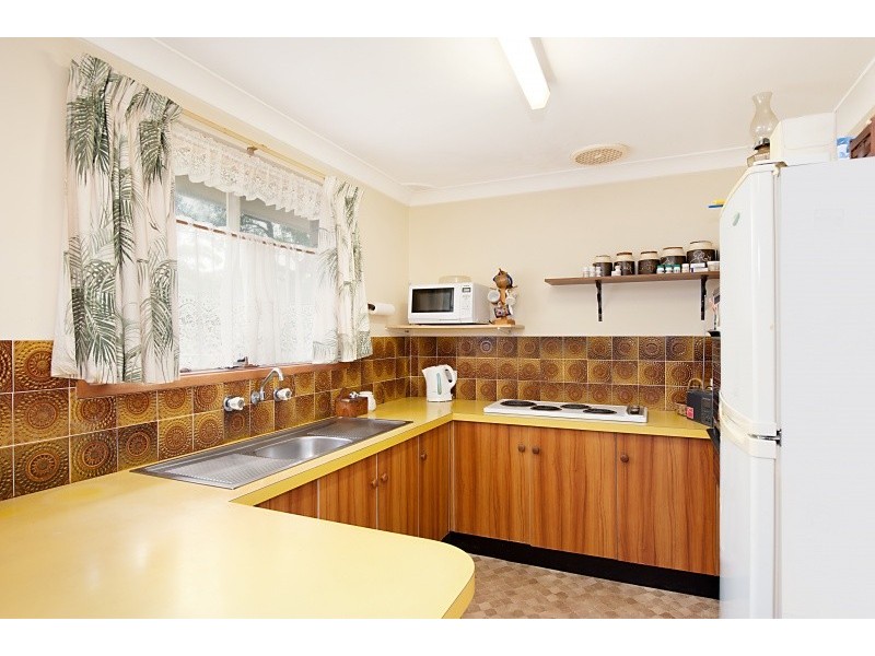 1 Patricia St, Killarney Vale NSW 2261
