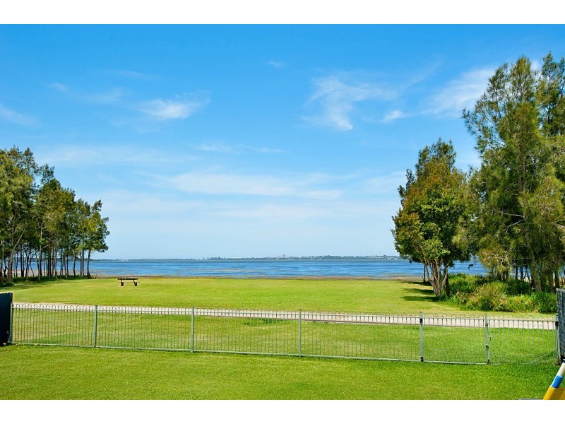 369 Lakedge Ave, Berkeley Vale NSW 2261