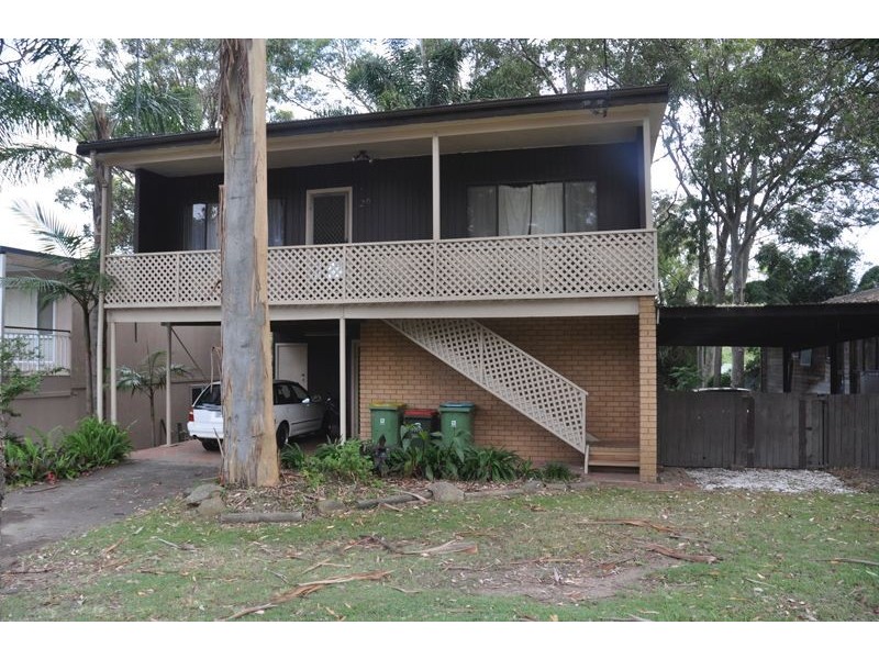 26 Elaine Avenue, Berkeley Vale NSW 2261