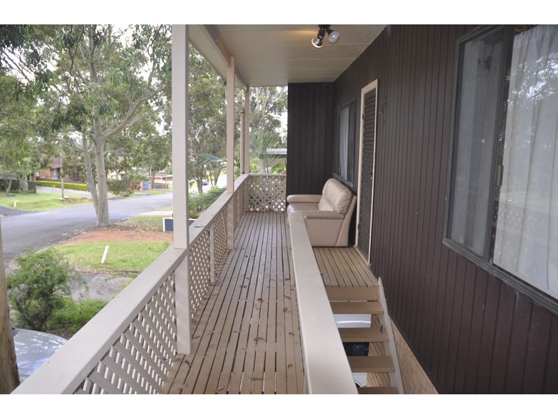 26 Elaine Avenue, Berkeley Vale NSW 2261