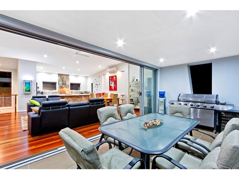 21 Barry Street, Bateau Bay NSW 2261