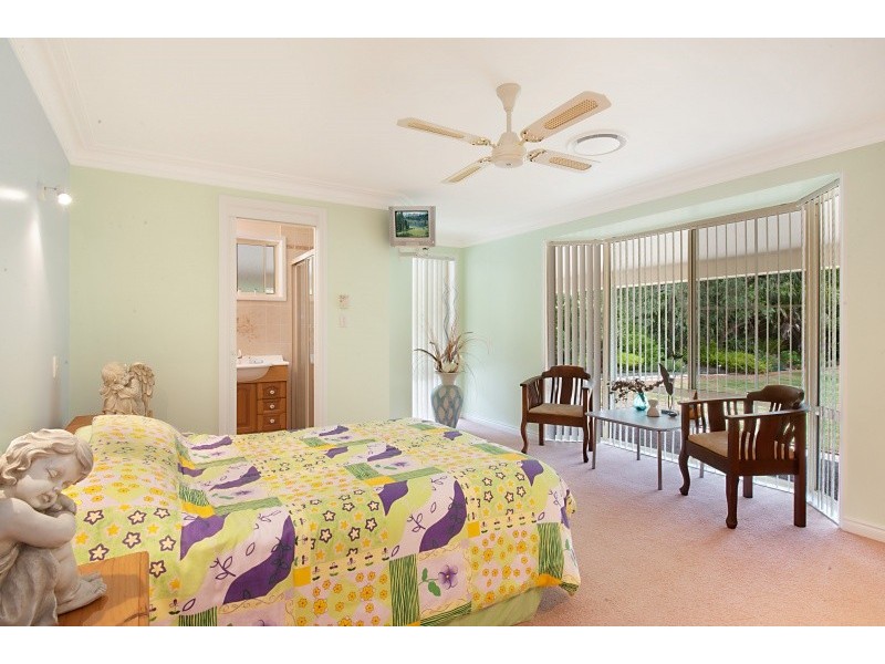 8 Liza Close, Fountaindale NSW 2258