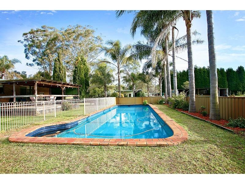 80 Orchard Rd, Ourimbah NSW 2258