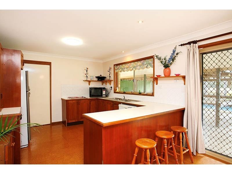 80 Orchard Rd, Ourimbah NSW 2258