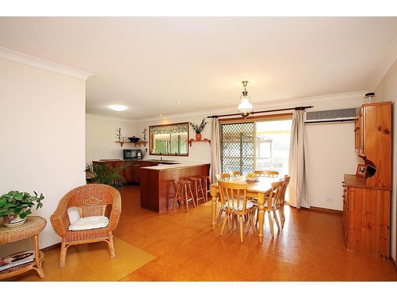 80 Orchard Rd, Ourimbah NSW 2258