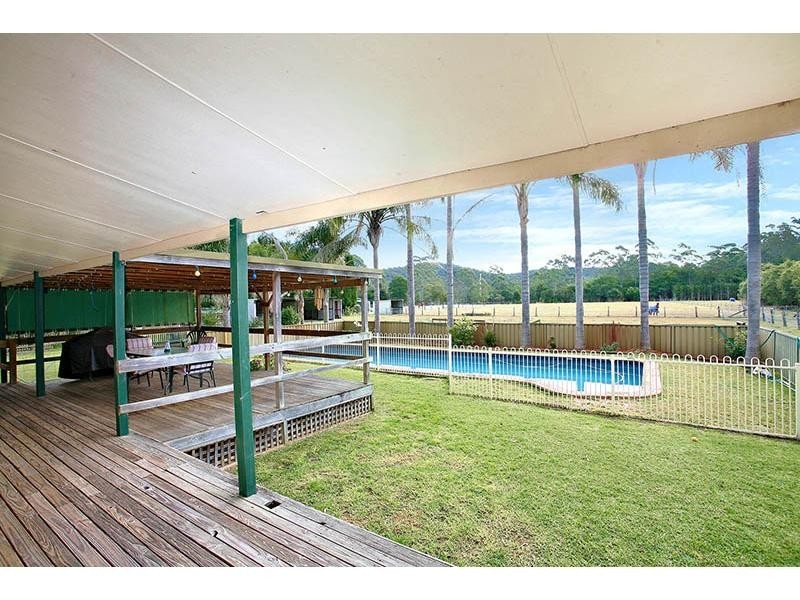 80 Orchard Rd, Ourimbah NSW 2258