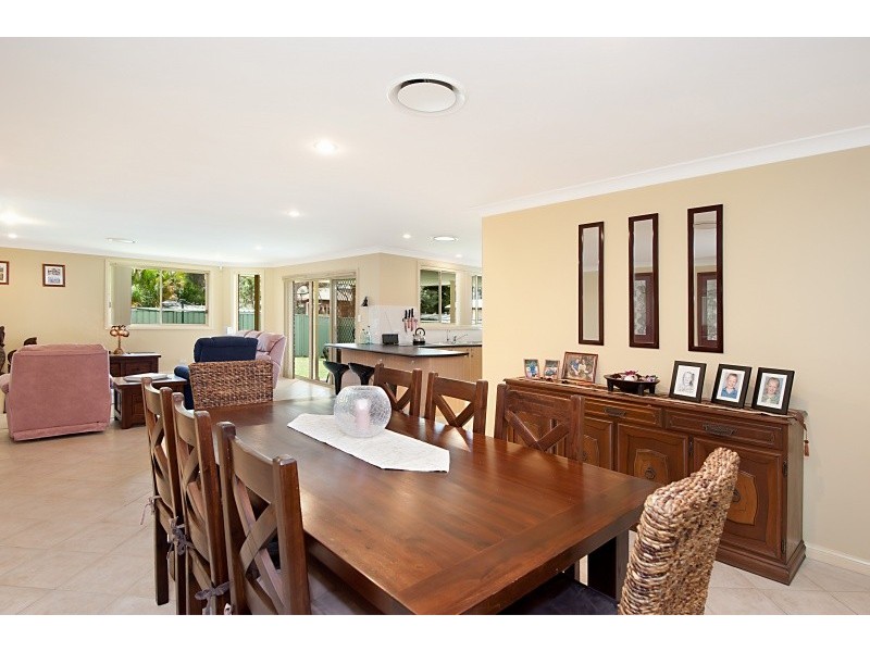 83 Kerry Crescent, Berkeley Vale NSW 2261