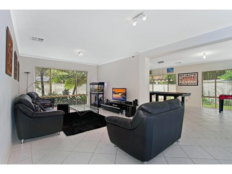 2 Craig Close, Long Jetty NSW 2261