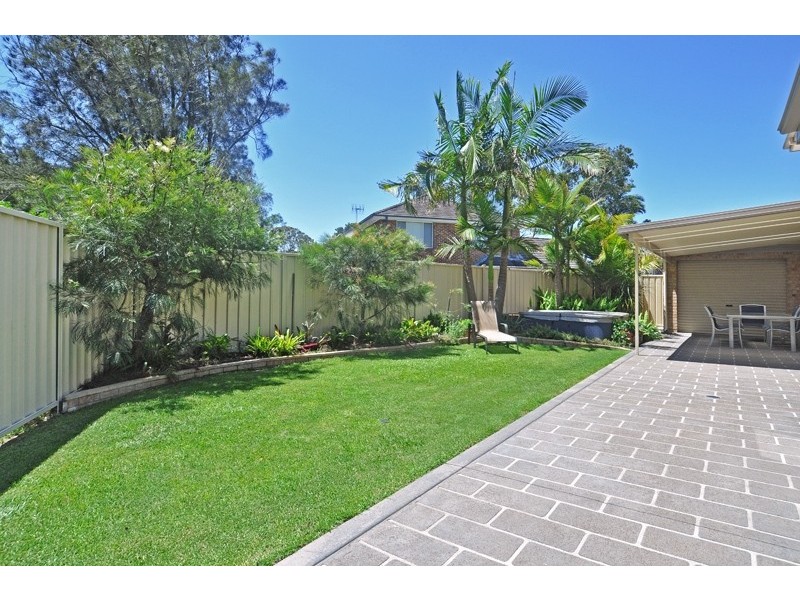 2 Craig Close, Long Jetty NSW 2261