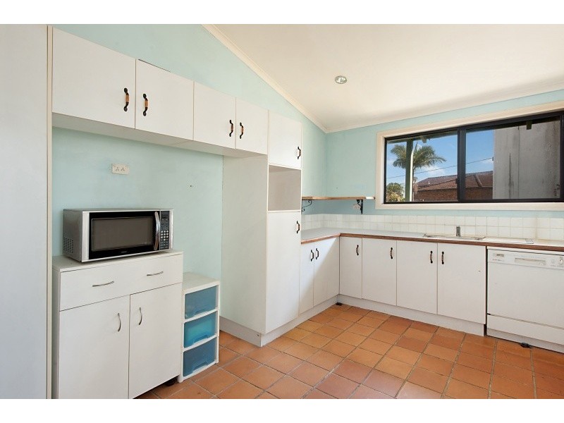 16 Henry Street, Chittaway Point NSW 2261