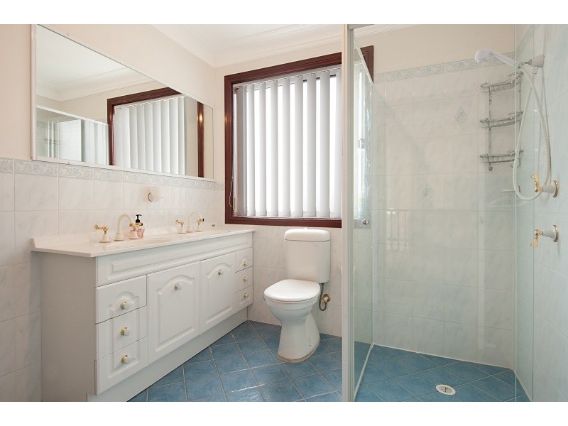 49 Coogee Ave, The Entrance North NSW 2261