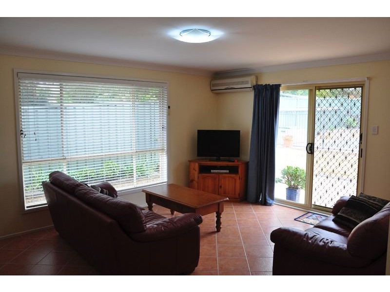 17 Ventura Avenue, Bateau Bay NSW 2261