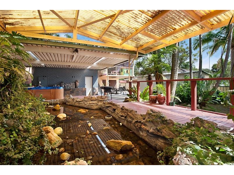 77 Platypus Road, Berkeley Vale NSW 2261