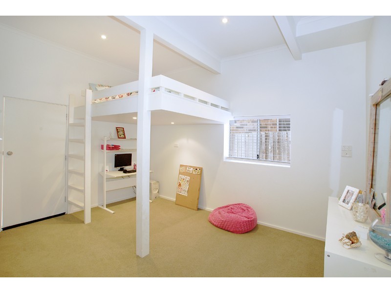 42 Boos Road, Forresters Beach NSW 2260