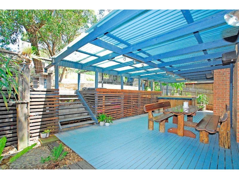 42 Boos Road, Forresters Beach NSW 2260