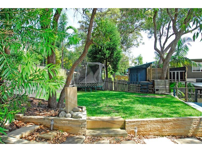 42 Boos Road, Forresters Beach NSW 2260