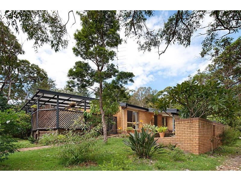1 Shakespeare Avenue, Bateau Bay NSW 2261