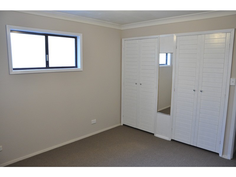 21 Shannon Parade, Berkeley Vale NSW 2261