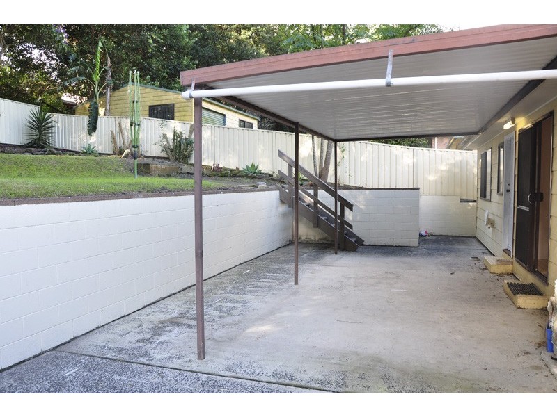 21 Shannon Parade, Berkeley Vale NSW 2261