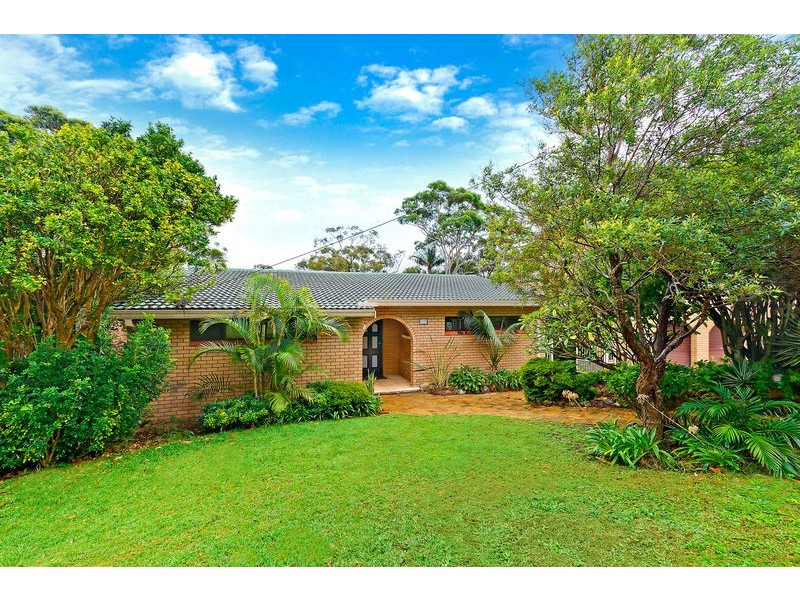 6 Pasadena Ave, Bateau Bay NSW 2261