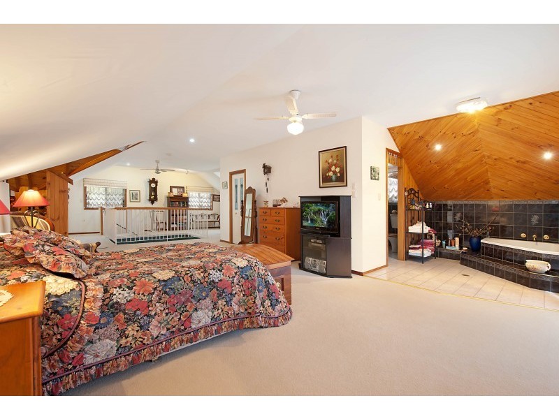 29 Rickard Avenue, Bateau Bay NSW 2261