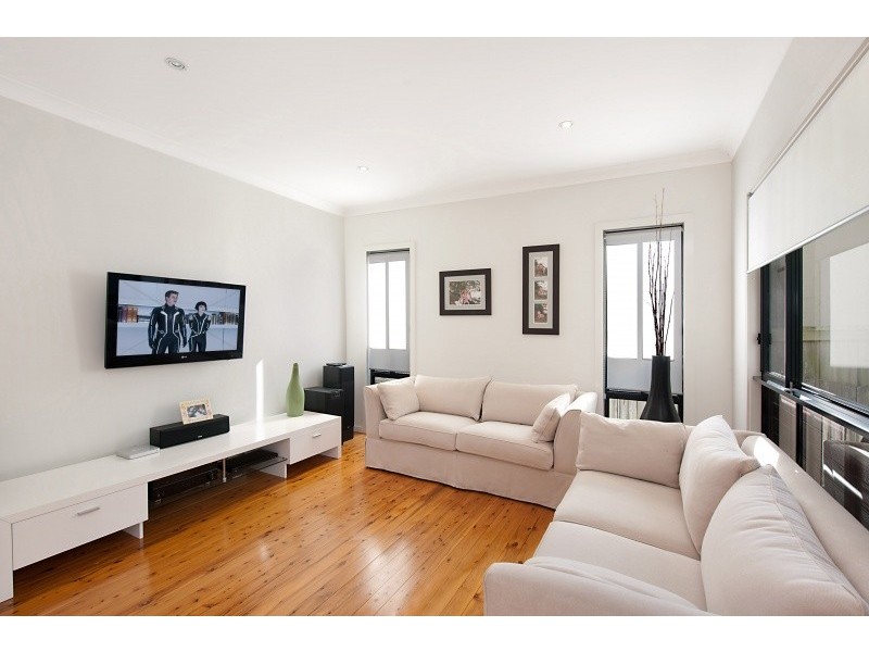 105 Lakin St, Bateau Bay NSW 2261