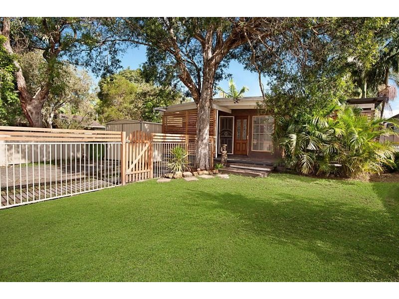 38 Laguna Parade, Berkeley Vale NSW 2261