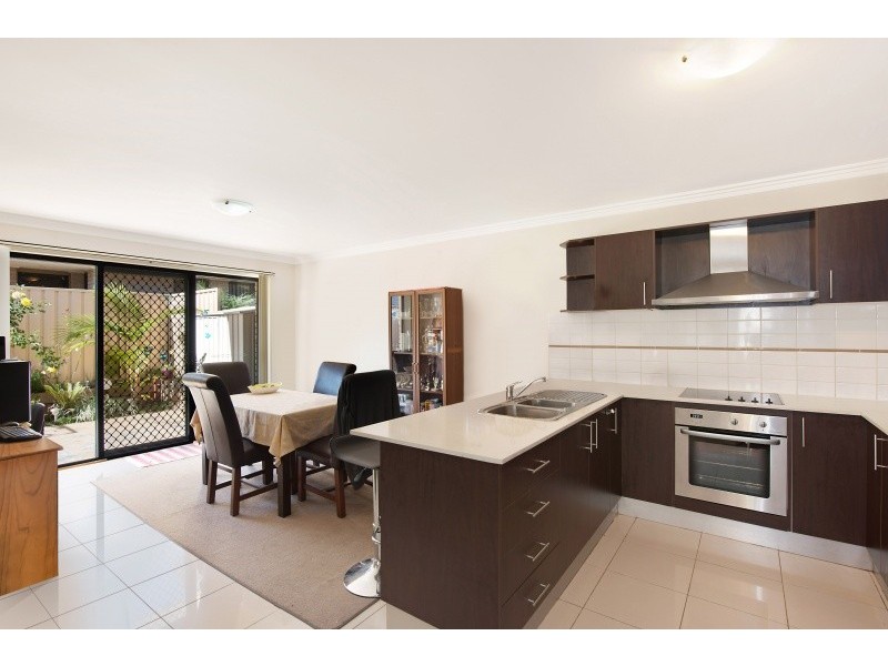 4/5 Zelman Cl, Watanobbi NSW 2259