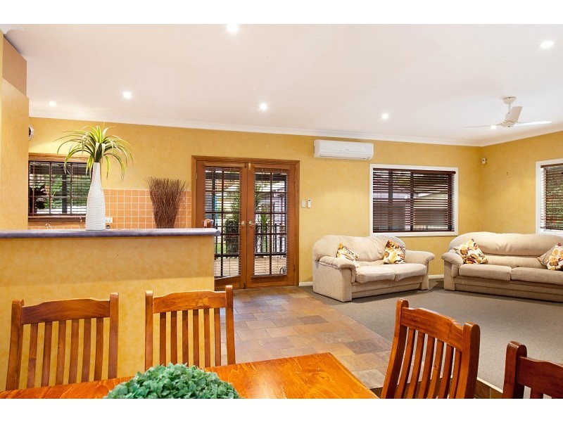 3 Emerald Pl, Berkeley Vale NSW 2261