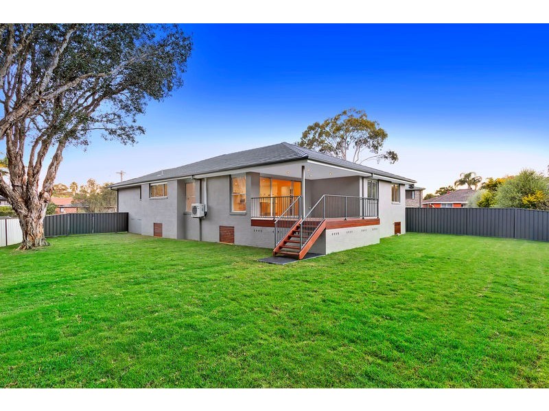 4 Jean Albon Avenue, Long Jetty NSW 2261