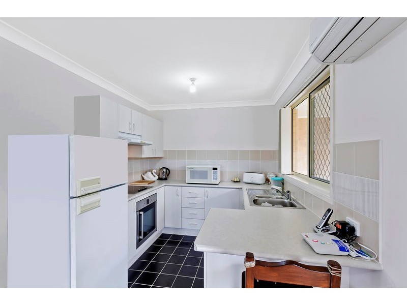 1/1 Aurora Place, Bateau Bay NSW 2261