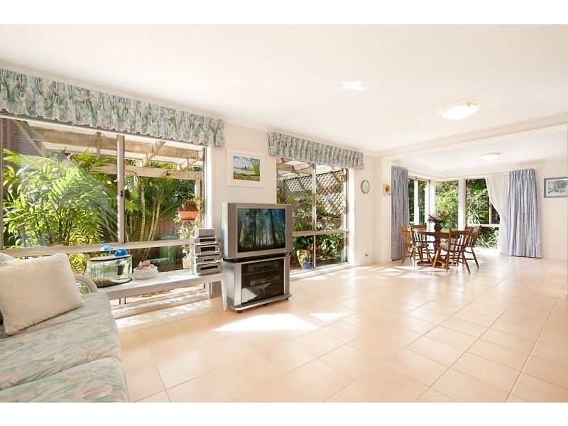 2 Thornbill Grove, Tumbi Umbi NSW 2261