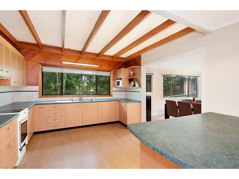 14 Greenwood Avenue, Berkeley Vale NSW 2261