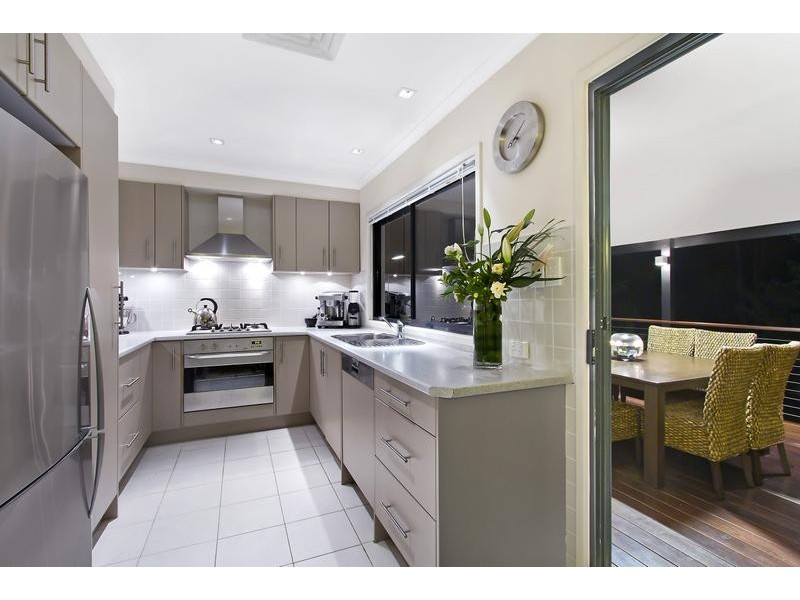11 Blenheim Avenue, Berkeley Vale NSW 2261