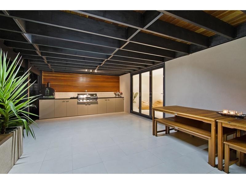 11 Blenheim Avenue, Berkeley Vale NSW 2261