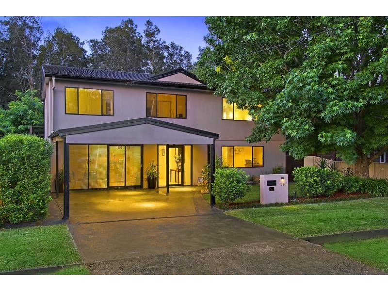 11 Blenheim Avenue, Berkeley Vale NSW 2261