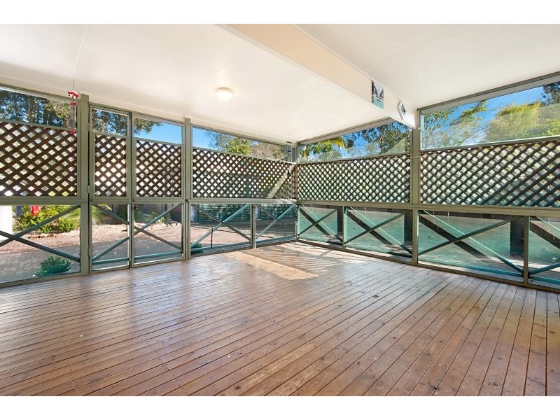 42 Kurraba Parade, Berkeley Vale NSW 2261