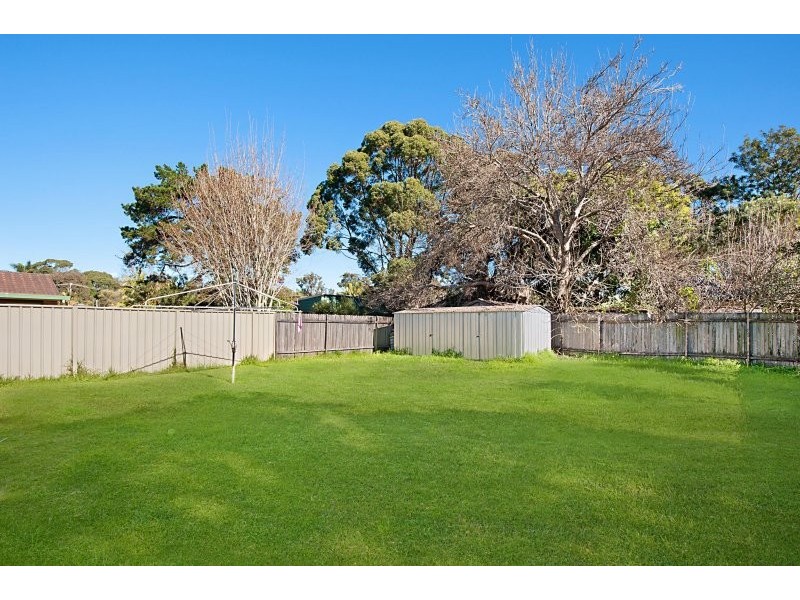 14 Fran Avenue, Berkeley Vale NSW 2261