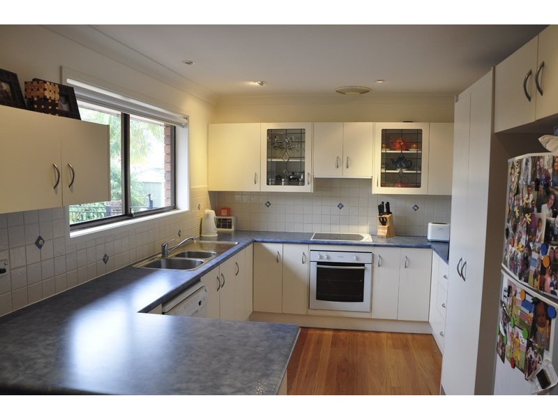 23 Clare Crescent, Berkeley Vale NSW 2261