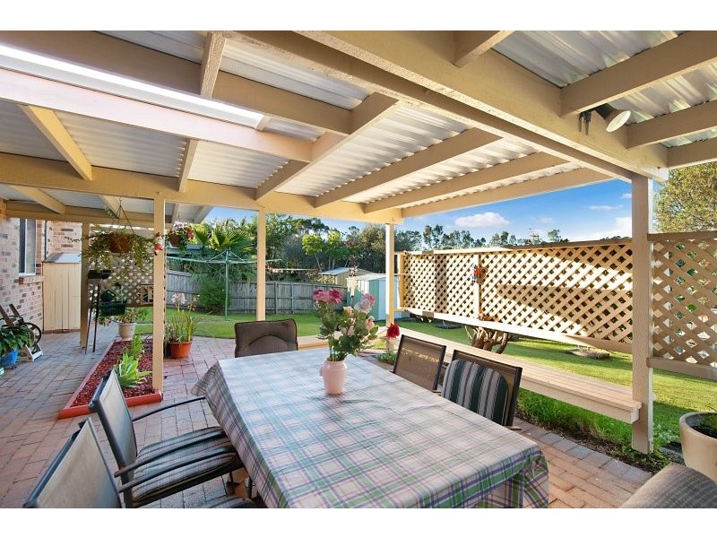 27 Gwydir Street, Bateau Bay NSW 2261